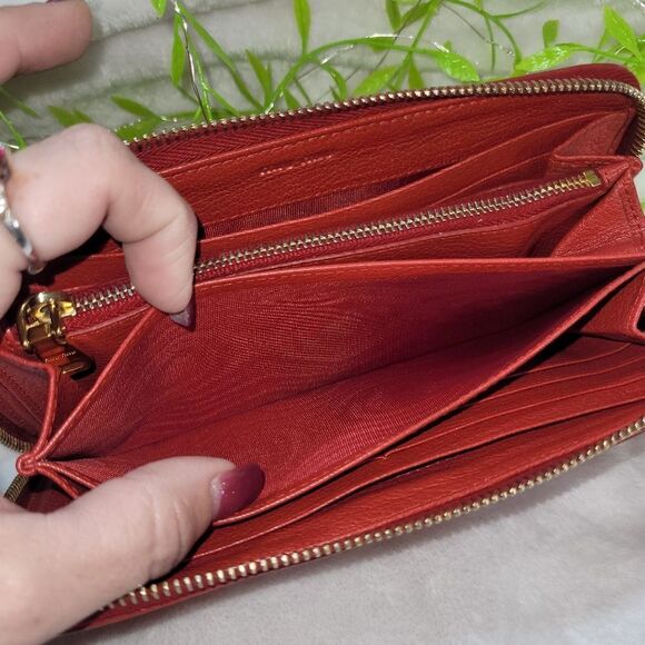 Miu Miu Long Full Zip Around Leather Wallet Authentic - Picture 15 of 17